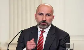 دارا خسروشاهی، که ترامپ به شوخی به او گفت با ایران مذاکره کن، کیست؟