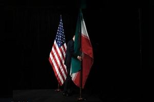 ادعای میدل ایست آی: ایران و آمریکا به یک توافق موقت در زمینه غنی سازی اورانیوم و صادرات نفت نزدیک هستند