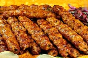 رئیس اتحادیه غذای سنتی: چلوکباب زیر ۱۰۰ هزار تومان، سم فروشی است