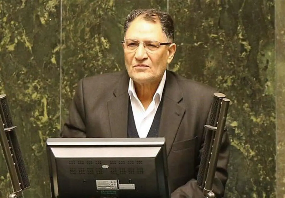  چه کرده‌ایم که حرف‌های دشمنان روی مردم اثر می‌گذارد؟/ در اداره کشور تجدید نظر کنیم/ اعتراضات بی شک همچون آتش زیر خاکستر خواهد بود

