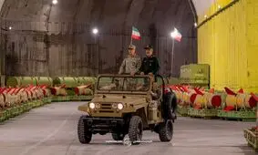 تصاویری از شهر موشکی جدید سپاه/ سردار حاجی زاده و سرلشکر باقری هم بودند/ کدام موشک های بالستیک رونمایی شدند؟