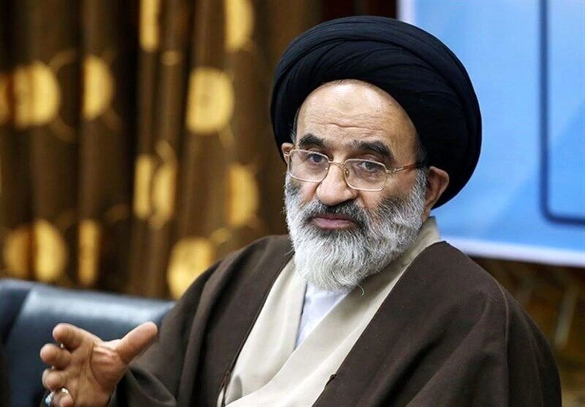 نماینده بانک ملی به جای عذرخواهی میخواست سر و ته قضیه را هم بیاورد