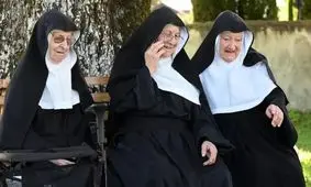 فرار هالیوودی سه راهبه زن از خانه سالمندان 