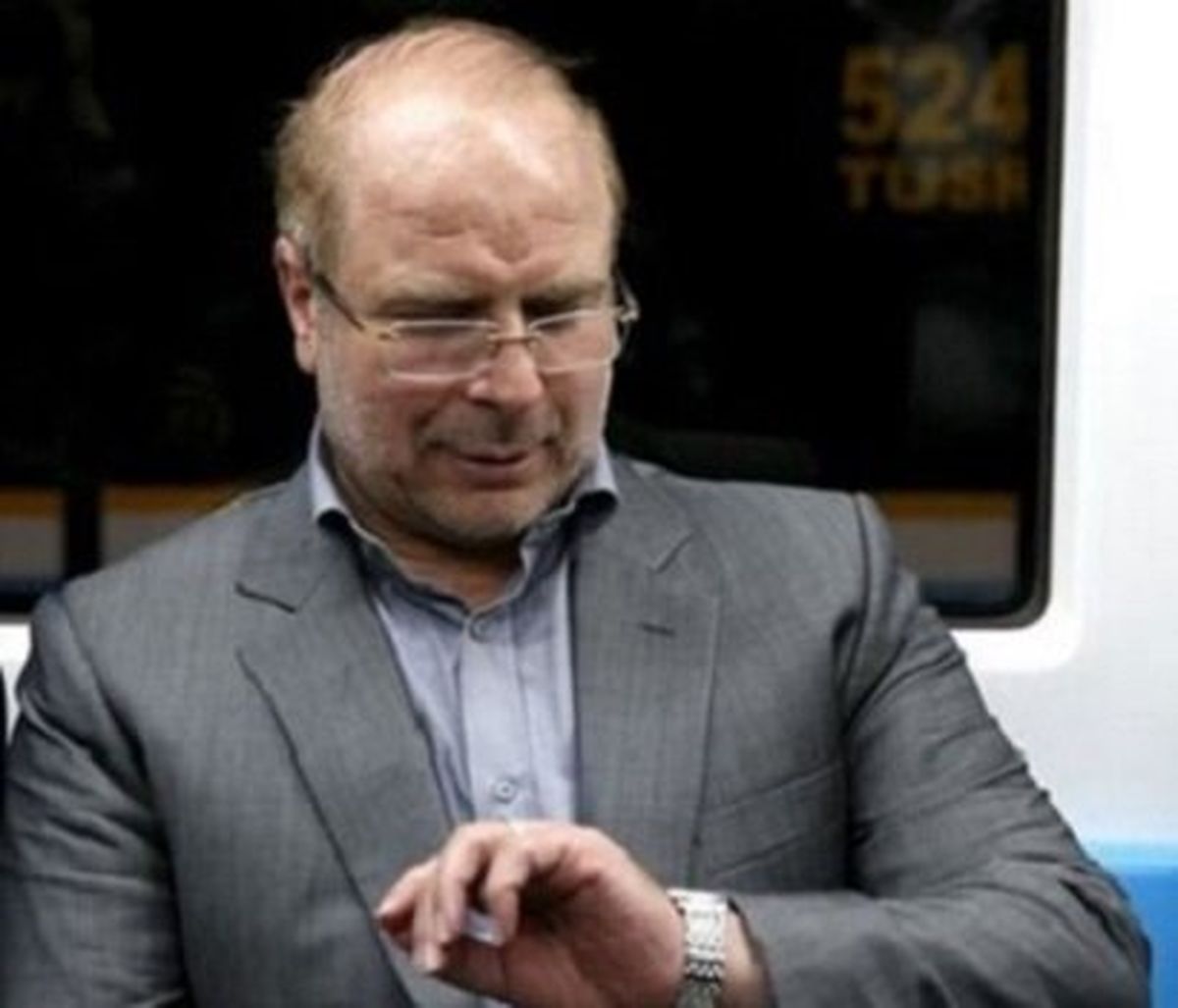 روایتی از جلسه قالیباف با «مخالفان و منتقدانش» / از «نقدهای خالهزنکی سیسمونی و هلدینگ یاس و چرندیات» خبری نبود