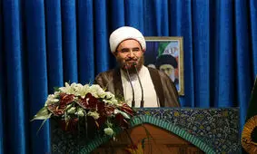 امامان جمعه در سخت‌ترین وضعیت زندگی می‌کنند و با سیلی صورت خود را سرخ نگه می دارند 