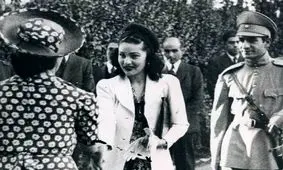 خاطرات ارتشبد فردوست: «فوزیه خجالتی بود؛ وقتی با کسی صحبت می‌کرد صورتش قرمز می‌شد»