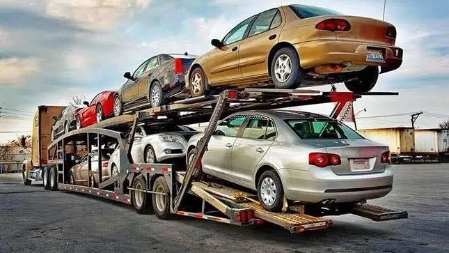 آخرین وضعیت بازار خودرو؛ جنگ و ممنوعیت واردات چه بر سر قیمت‌ها آورد؟ | قیمت‌های بالا، مشتریان فراری