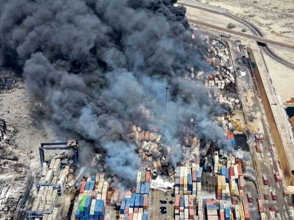 ۲۱ نهاد مسئول در حادثه بندر شهید رجایی مقصر شناخته شدند/ وزارتخانههای اقتصاد، صمت، بهداشت و راه و شهرسازی در میان مقصران حادثه