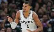 آدم فضایی، اسپرز را فینالیست NBA کرد
