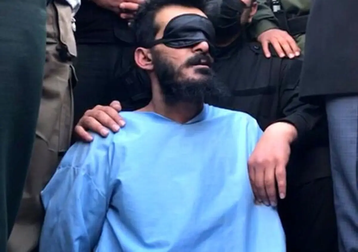لحظه رویارویی پسر کوچک شهید رنجبر با قاتل پدرش/ ویدئو