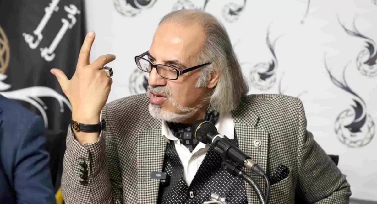 اگر می گویی مرگ بر آمریکا نباید از محصولات و فناوری آنها هم استفاده کنی/ موبایل قرار بود دهه 70 بسازیم اما نتوانستیم رقابت کنیم/ فقط مصرف کننده ایم، چرا قیافه می گیریم؟!/  ویدئو