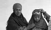 سفر در زمان؛ تصویر رنگی‌شده از آرایش عروس نوجوان در دوران قاجار 