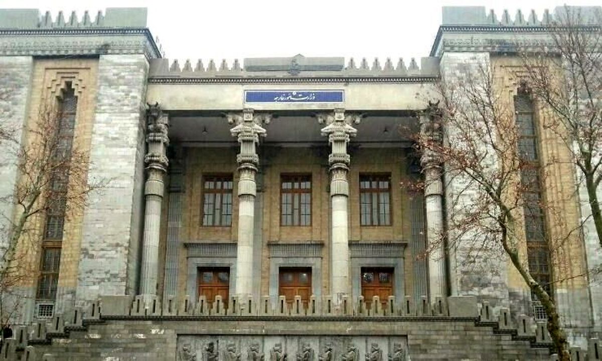روسای نمایندگیهای انگلیس، فرانسه، هلند و آلمان در تهران به وزارتخارجه احضار شدند