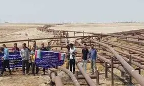 بیکاری در کنار لوله‌ های نفت/ گزارش جماران از تجمع جوانان روستاهای غیزانیه اهواز در اعتراض به نداشتن شغل
