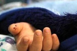 مرگ تلخ کودک ۵ ماهه بر اثر ریزش سقف پیاده رو