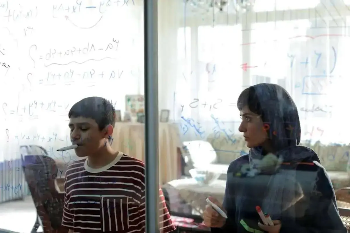 نقد فیلم سینمایی «زن و بچه»؛ اقتباسی از فیلم «ابد و یک روز»