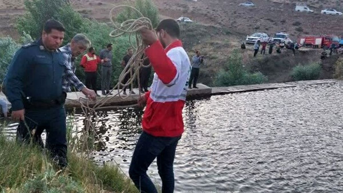 تفریح مرگبار پدر جوان در رودخانه گانهزار