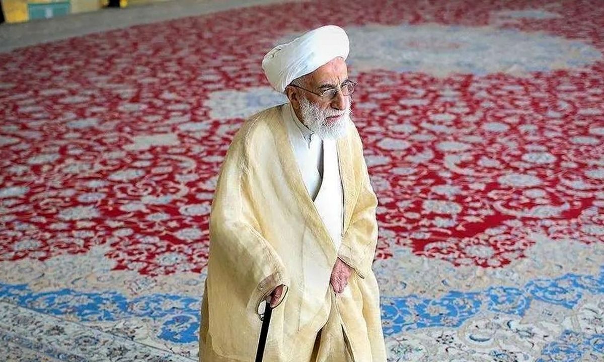 سفر در زمان؛ «آیت الله جنتی» در جمع اولین اعضای شورای نگهبان؛ دهه 60
