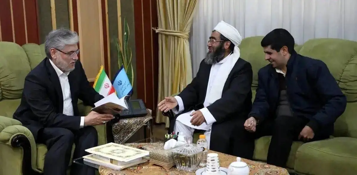 ملاقات وزیر علوم با پدر امیرمحمد خالقی پس از بخشش قاتل