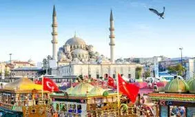 درآمد ۶۳۳ میلیارد دلاری ترکیه از گردشگران خارجی
