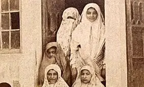 مدرسۀ دختران یهودی در دوران مظفرالدین شاه/ عکس