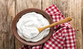 نحوه نگهداری ماست باید به چه صورت باشد؟
