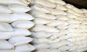 کشف انبار احتکار آرد در قائم شهر