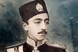 سفر در زمان؛ «احمدشاه و ولیعهدش» در کنار همکلاسی هایشان در دبستان؛ دهه 1280
