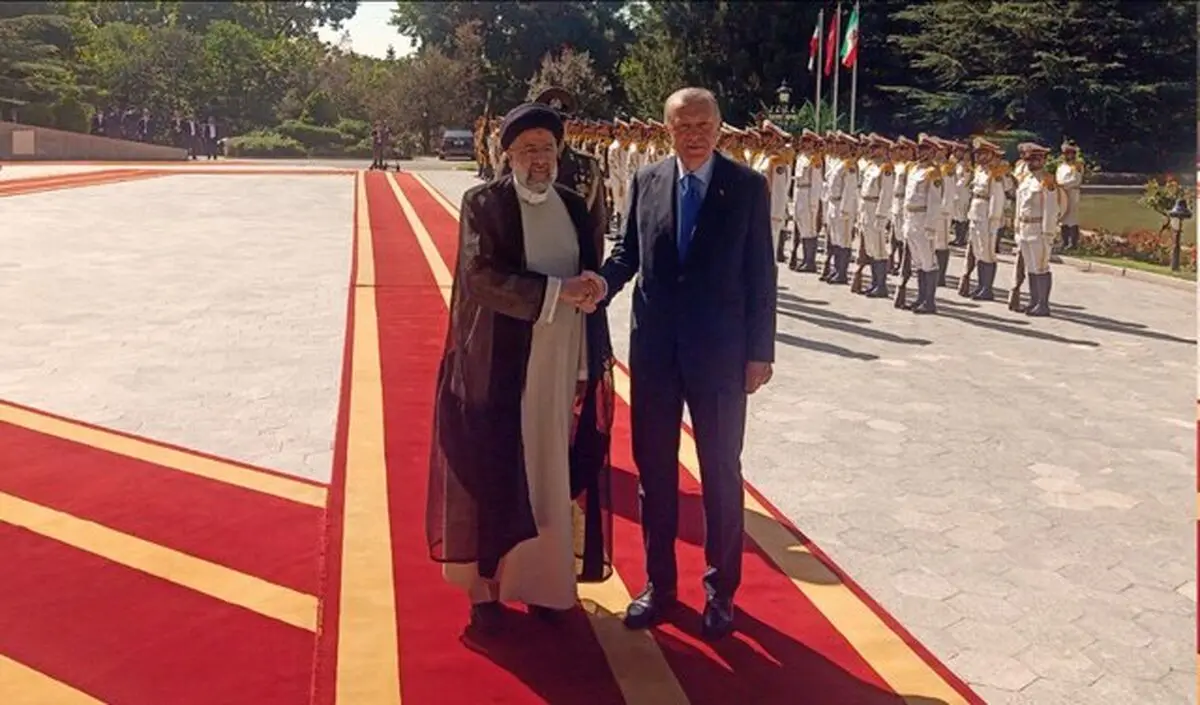 مراسم رسمی استقبال از اردوغان در تهران برگزار شد

