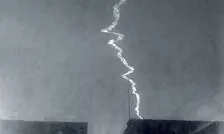 آغاز مانور موشکی سپاه / اسرائیل به حالت آماده‌باش درآمد