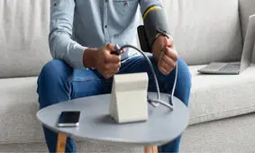 فشار خون صبحگاهی چیست و چگونه می‌توان آن را کنترل کرد؟

