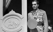 سفر در زمان؛ «محمدرضا پهلوی» با سبیل و در جریان یک بازدید؛ دهه 20/ تصاویر
