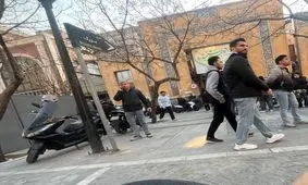 تجمع در محدوده بازار تهران/ راسته‌های ۱۵ خرداد، بازار طلا و ناصرخسرو تعطیل شدند/ حدود ۱۵۰ نفر در خیابان ناصر خسرو شعار دادند/ جدیدترین وضع ناآرامی ها در کشور