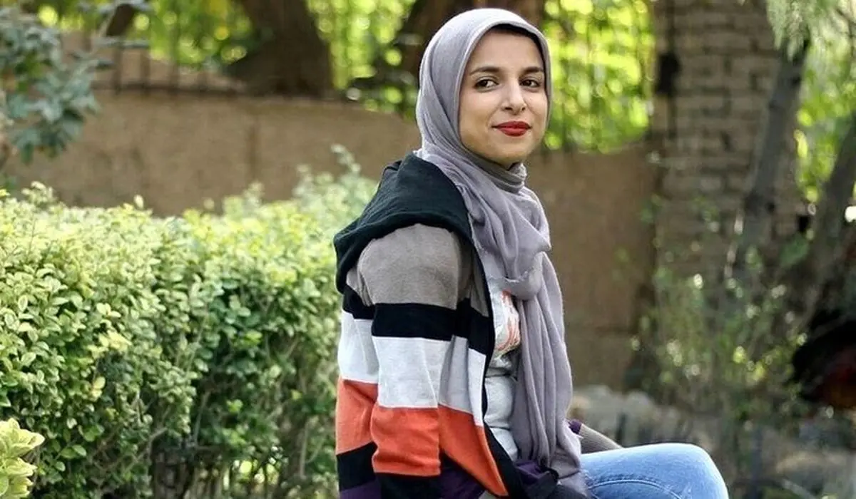 انتقاد روزنامه اطلاعات از حکم حبس برای زینب موسوی بخاطر اهانت به فردوسی/شاملو هم علیه فردوسی حرف زد، چون سوادش را نداشت