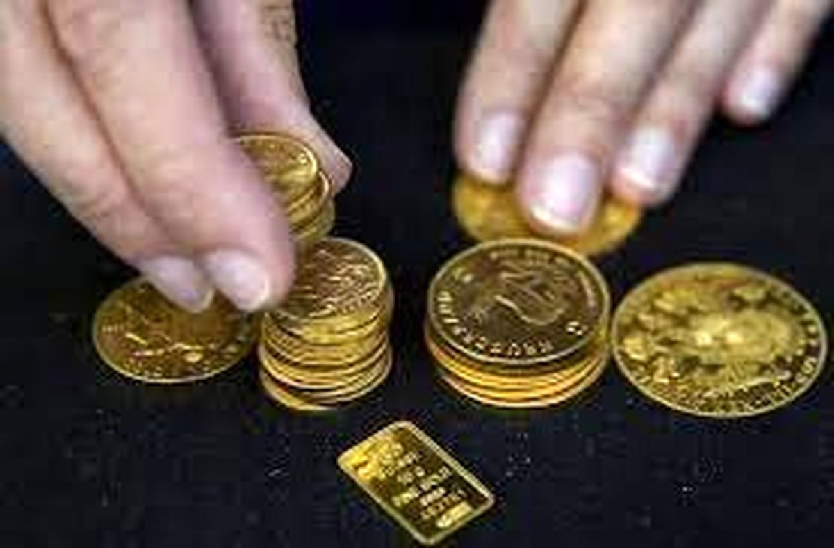 طلای جهانی افزایش یافت؛ دلار عقبنشینی کرد