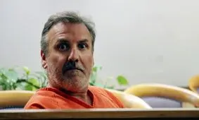 کارت حافظه‌ای که زنی در قراری عاشقانه از کامیون دزدید راز قتلی را فاش کرد

