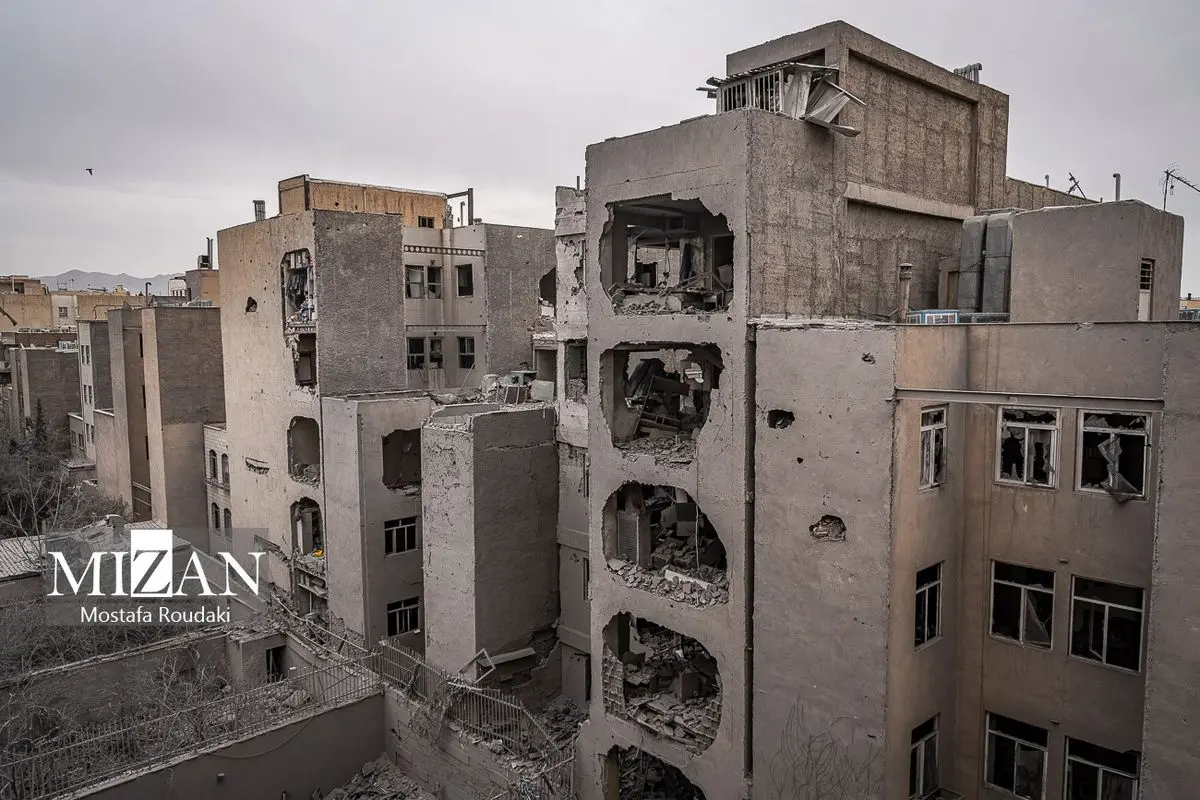 آثار تجاوز هوایی ۳ فروردین به منطقه مسکونی محله کوی دانشگاه علم و صنعت؛ نارمک تهران/ تصاویر
