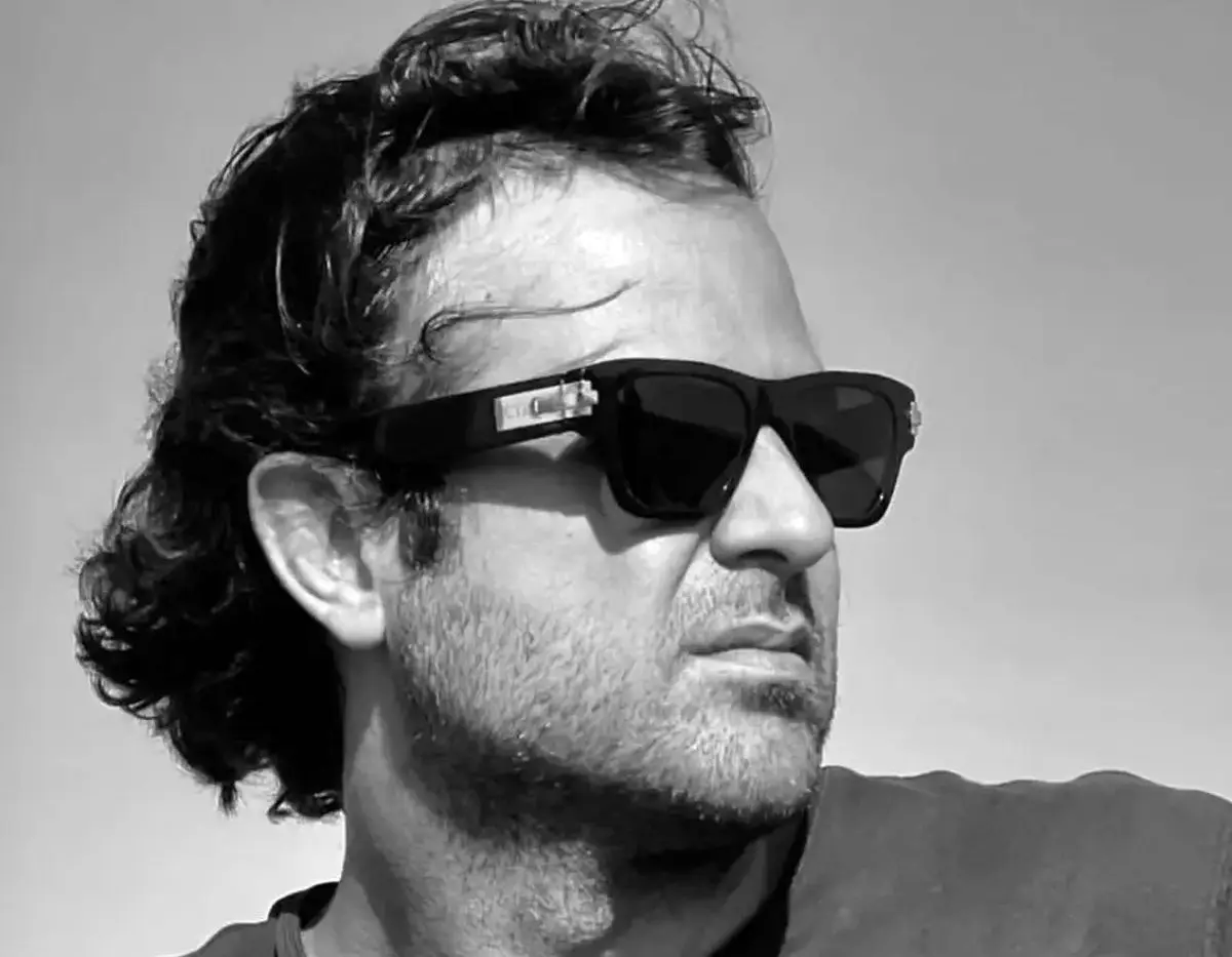 کنایه هومن سیدی به هنرمندان حاضر در جشنواره فجر/  هنر بدون جرأت گفتن «نه» تنها تزئین وضع موجود است/ عکس

