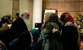 سیمین بهبهانی در شب سایه: من با این غزل سایه بسیار گریستم/ ویدئو