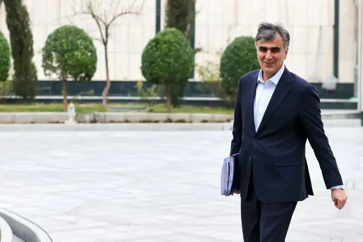 فرزین ماندنی شد