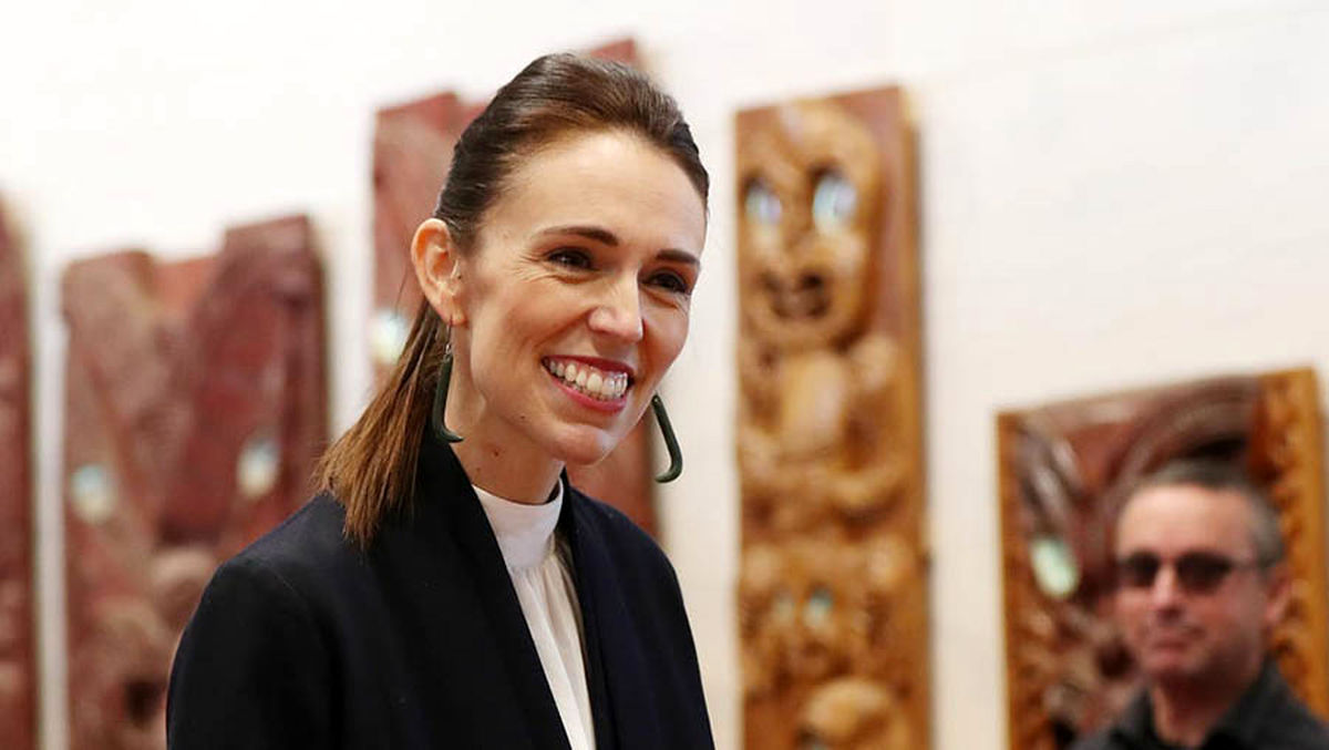 پارسایی سیاسی را از نخست وزیر زن نیوزیلند بیاموزیم

