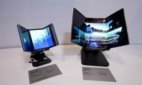 این تلفن‌همراه ۳ صفحه‌نمایش دارد/ تصویر