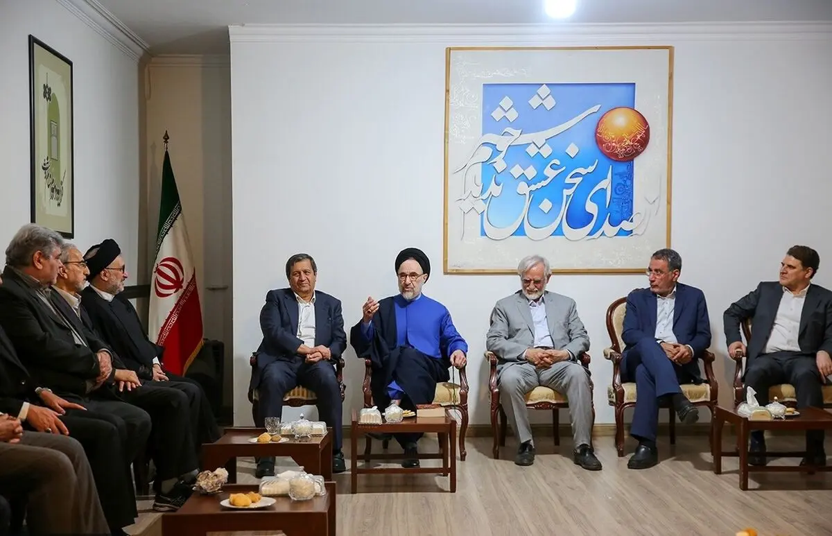 دیدار نوروزی جمعی از وزرای سابق با سید محمد خاتمی/ تصاویر
