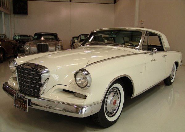 ستاره‌ای از دهه 60: Studebaker Gran Tourismo Hawk 1962