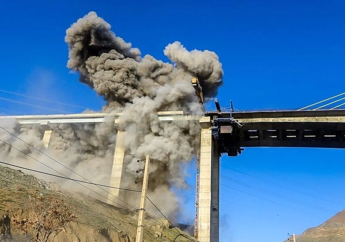 تارومار غیرنظامیان در عظیمیه؛ شهردار کرج: ۹ بمب سنگین روی پلی ریختند که هنوز افتتاح نشده بود/ قربانیان فقط زنان و کودکان بودند