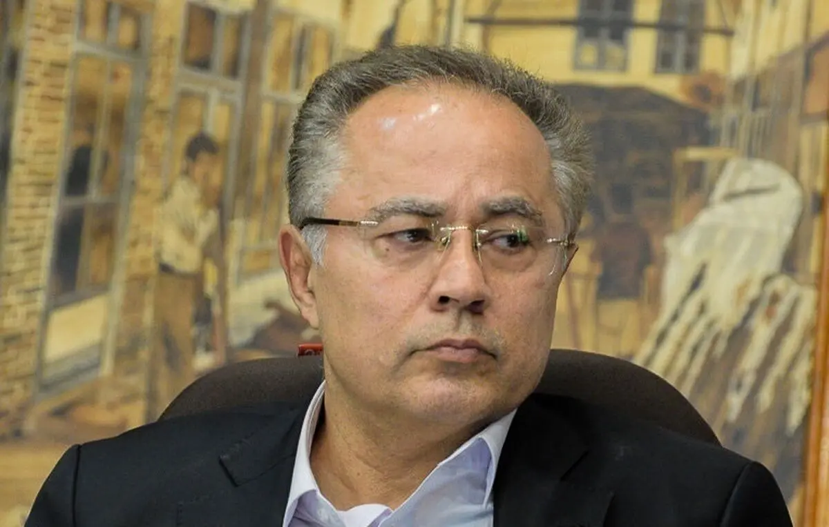 طی حکمی از سوی پزشکیان؛ معاون پارلمانی رئیس جمهور برکنار شد