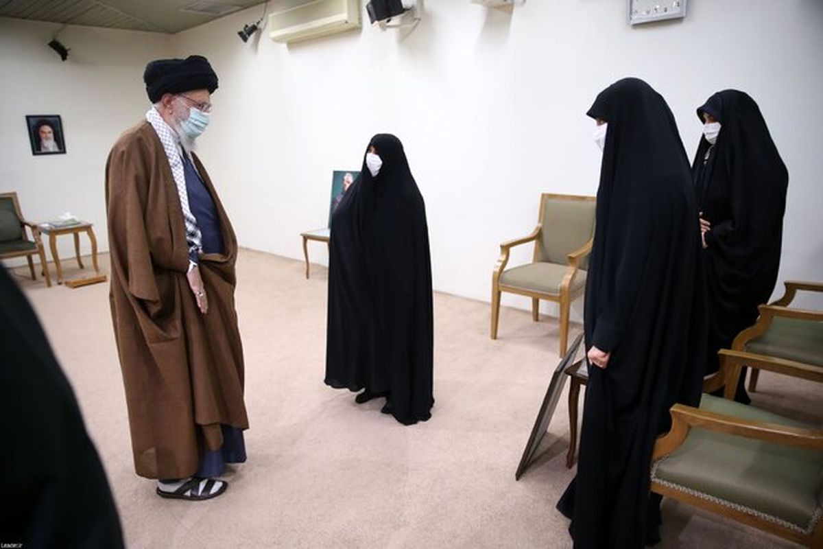 به برکت خون عزیز شهید سلیمانی، جریان مقاومت امروز پر رونقتر و امیدوارتر از ۲ سال قبل است/ «شهید» سلیمانی برای دشمنانش خطرناکتر از «سردار» سلیمانی است