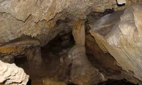 غار هزارتویی که زیر یک خانه کشف شد