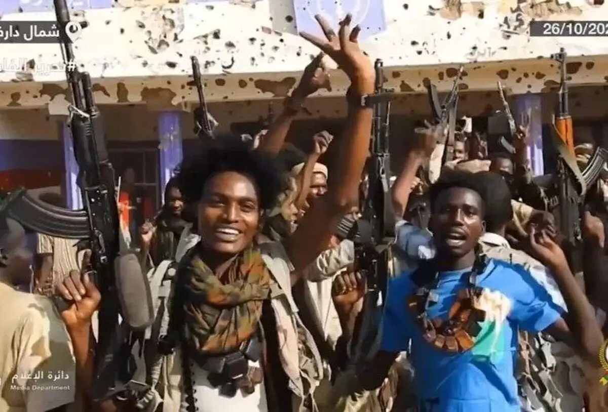 جنگ سودان مسیری هولناک به خود گرفته/ هیچ راه‌حل آسانی برای پایان دادن به این مناقشه وجود ندارد، زیرا شبکه‌ای پیچیده از بازیگران خارجی درگیر آن هستند/ امیدی به هیچ معامله‌ای از سوی «ترامپ» برای خاتمه دادن به این درگیری، وجود ندارد