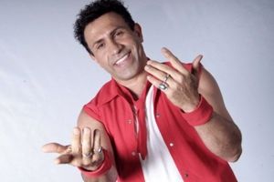 سفر در زمان:  رقص محمد خردادیان در نوجوانی روی صحنه